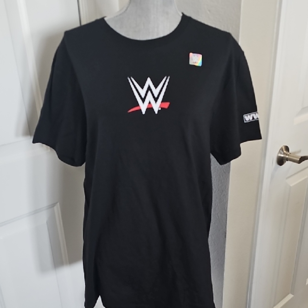 **NEW** WWE Black Tee with Iconic Logo